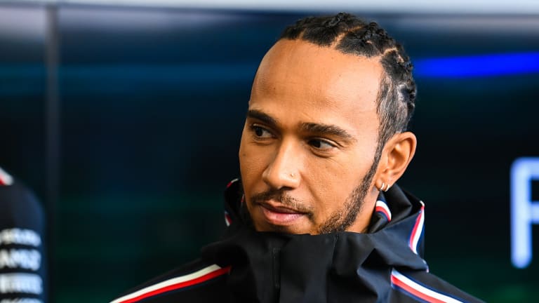 F1 Pundit Receives Hate Over Lewis Hamilton Comment